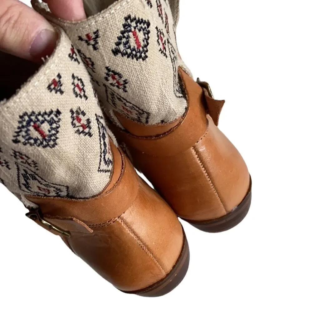Like new Latigo leather boots